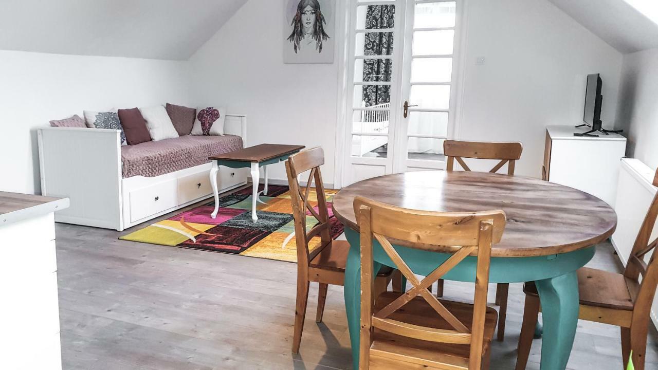 Boholand Apartman Eger Buitenkant foto